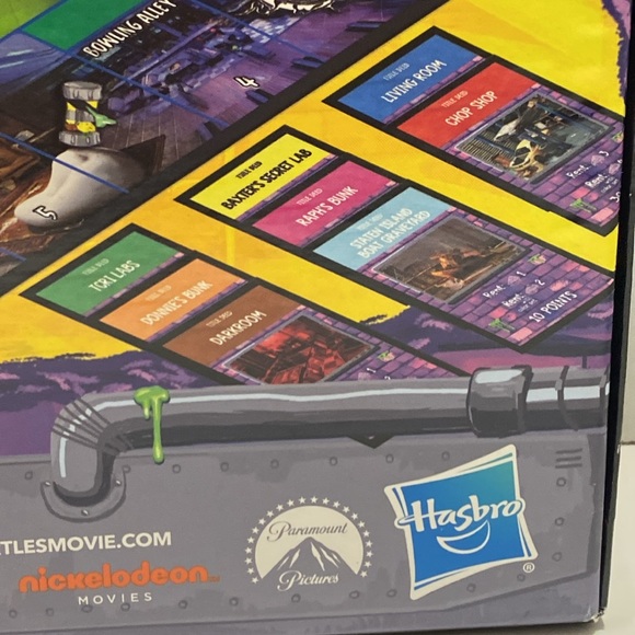 TEENAGE MUTANT NINJA TURTLES MONOPOLY - Picture 11 of 16